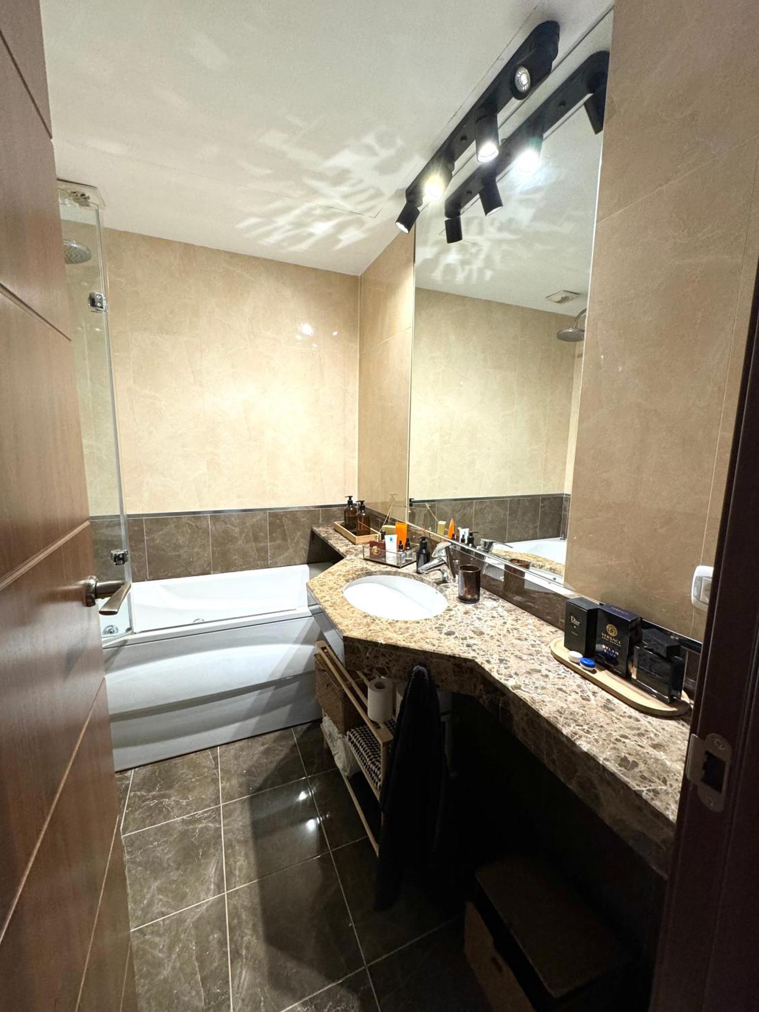 Vitania Apartment *